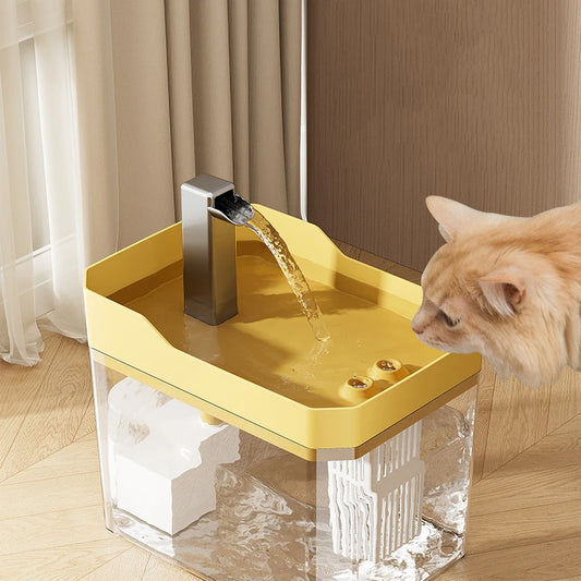 ClearStream Pet Fountain.